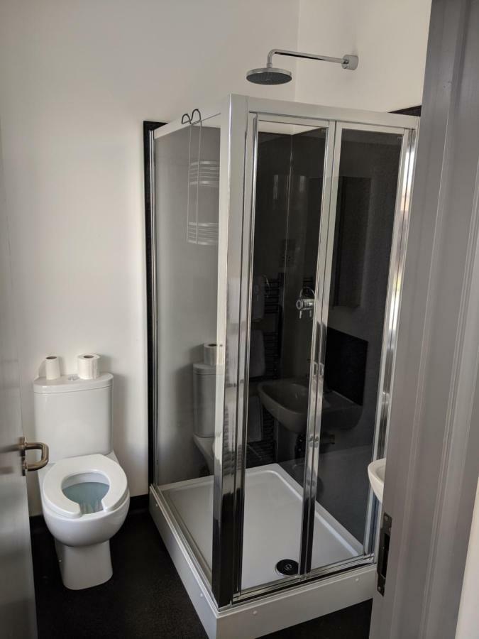 Crofts Hotel Cardiff Eksteriør billede