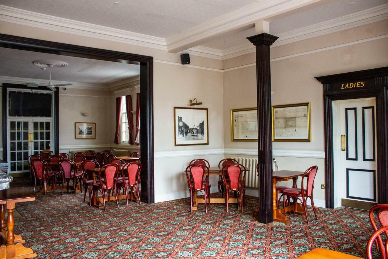 Crofts Hotel Cardiff Eksteriør billede